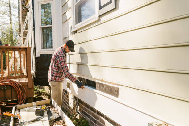 Top rated local Emergency Siding Repair specialists in Clifton, TX